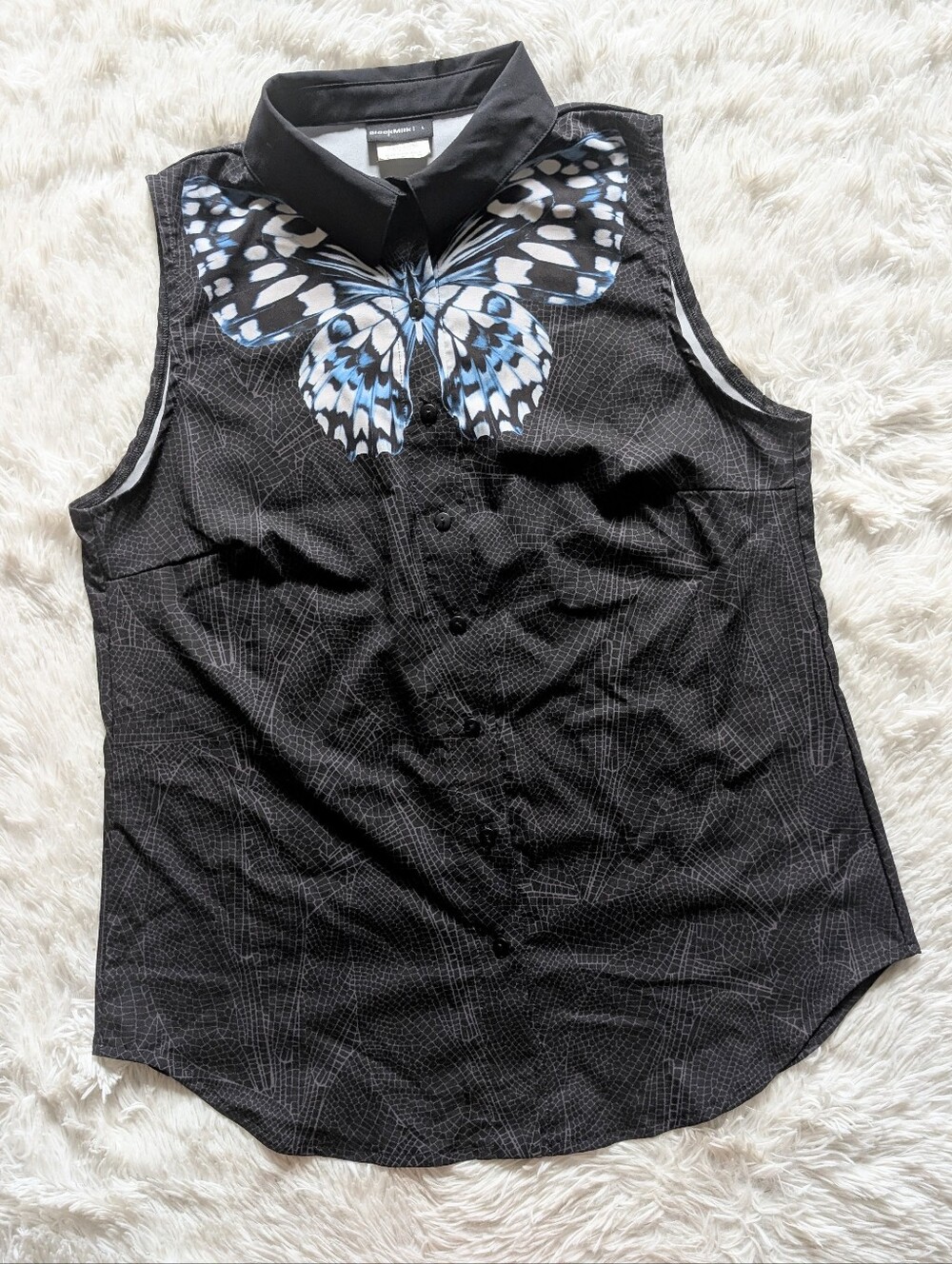 Blackmilk Butterfly & Insect Wing Queen B Business Time Button Up Shirt Large - Picture 4 of 10